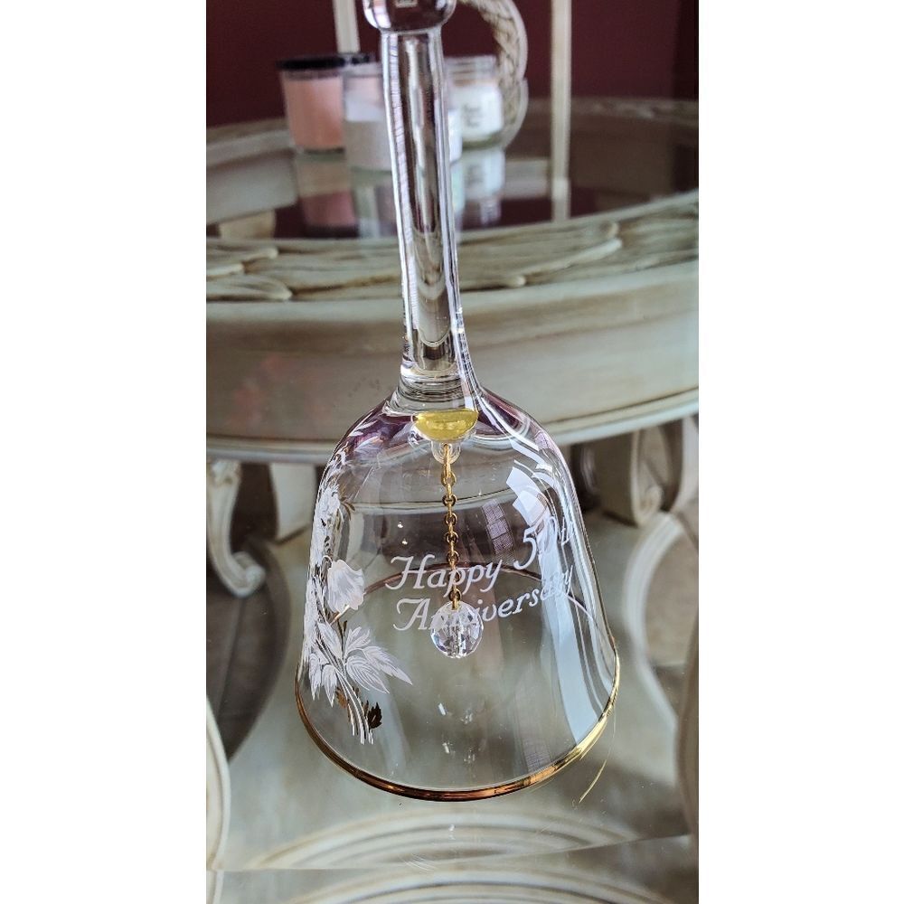 🦋3/$15💰Glass Bell 💥 Final Price 💥